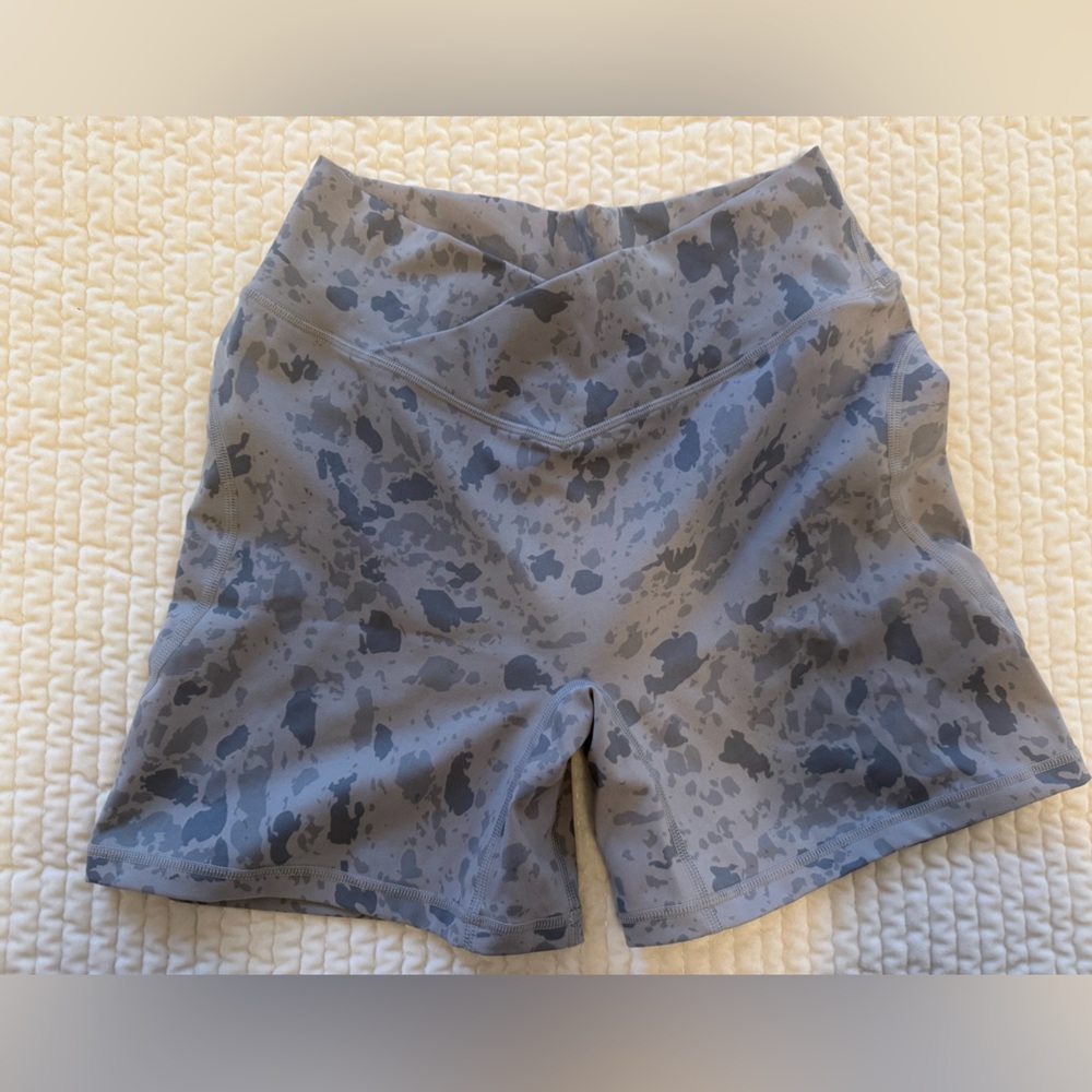 Alphalete Surface Power Shorts